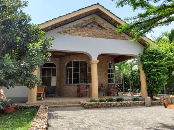 Namangi Cottage, Buchen Sie  Hotels in Daressalam mit Parkplatz, Parkplätze