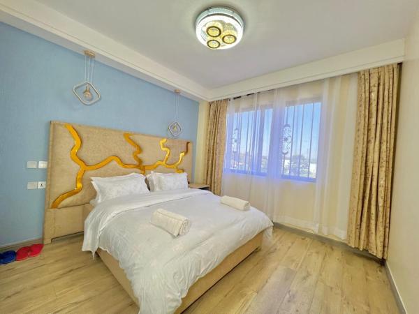 cozy corner two bedroom apartment with fully equipped gym heated swimming pool ample parking space and proximity to major shopping malls, Buchen Sie Ferienwohnung Nairobi CBD Nairobi