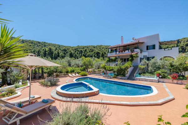 Nature Grand Estate, Prenota  Hotel a Sporadi con piscina, Piscina