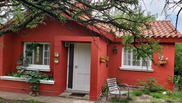 Luna Roja , reserva natural, La granja,Sierras chicas, Prenota  Hotel a Córdoba con parcheggio, Parcheggio