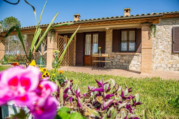 Agriturismo Le Chiocciolaie, Buchen Sie  Podere Cernaia Toskana