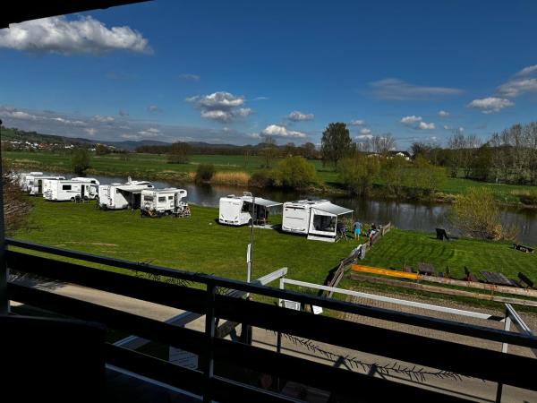 Campingplatz Weserterrassen Polle, Réserver  Polle Weser Uplands