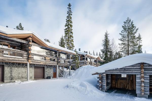 Villa Honkaruka - Luxury Villa in Ruka, Réserver  Hôtels à North Ostrobothnia avec parking, Parking