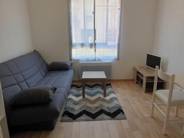 Studio meublé centre ville Paray le Monial 116, Prenota  Hotel economici a Borgogna