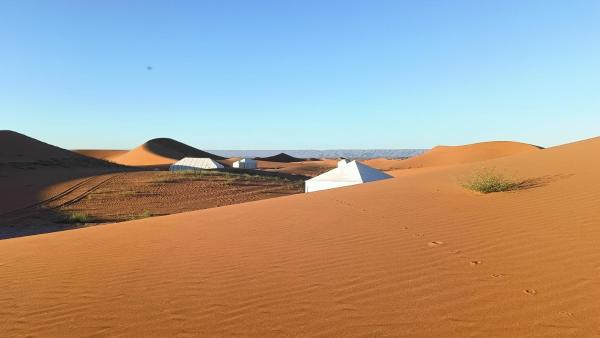 Akwabir camp, Prenota  El Gouera 