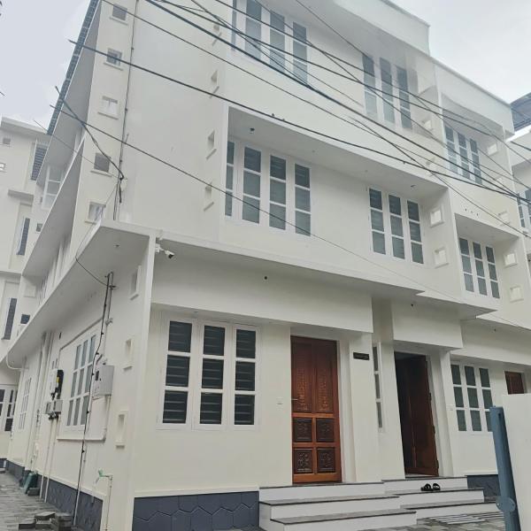 Sivasarass rooms, Prenota  Trivandrum Kerala
