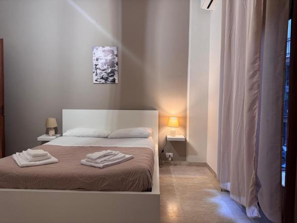 Vespro Guest House, Buchen Sie  Messina Sizilien