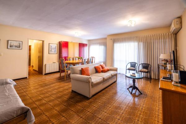 Spacious apartment in a great location near downtown Villa Carlos Paz, Prenota Appartamento Villa Carlos Paz 