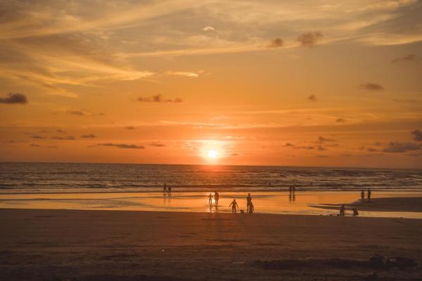 Alojamiento frente al mar playa la barra, Réserver  Buenaventura Valle del Cauca