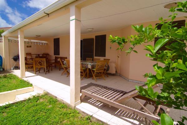 Villa la Cécilia, Prenota  Hotel con piscina a Fort-de-France, Piscina