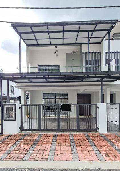 Suria Aman Homestay Semi-D 5 Rooms 5 Bathrooms, Buchen Sie  Taiping Perak