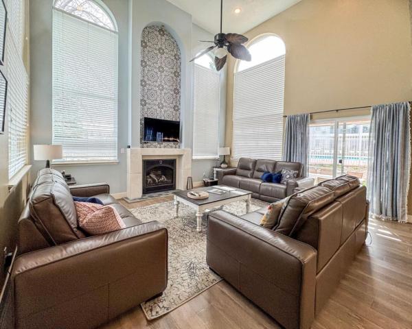 Townhome 893 1, Harbor Village, next to the pool, Buchen Sie  Hotels in Utah mit Parkplatz, Parkplätze