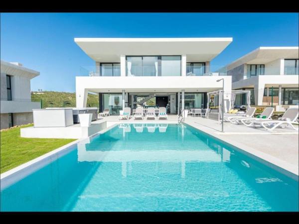 Villa Olivia, Prenota  Hotel a Costa del Sol con piscina, Piscina