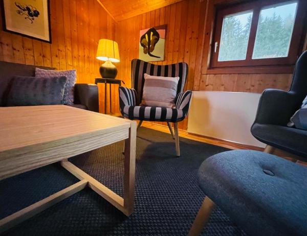 Ferienhäuser in Postmünster am See, mit eigenem Garten, mit Vierbeiner, Prenota  Postmuenster Baviera