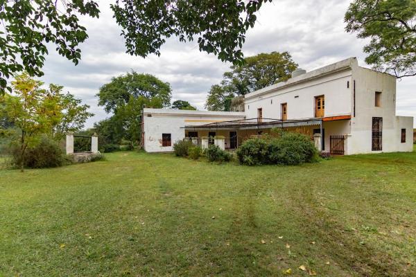 Villa Pancha, Buchen Sie  Hotels in Victoria mit Pool, Schwimmbad