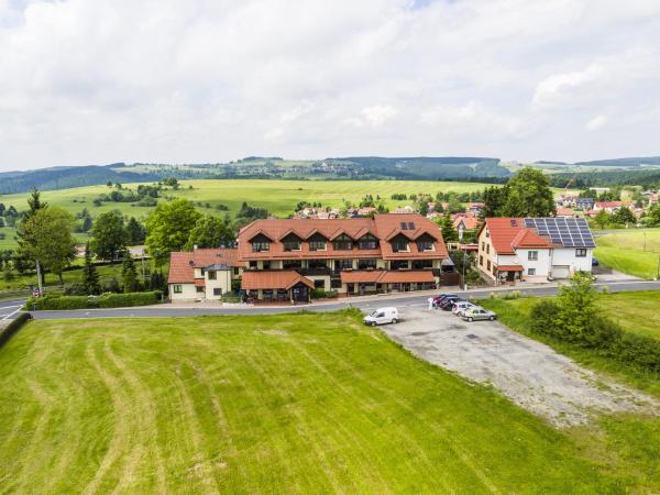 Berggasthof & Hotel Kranich, Prenota  Eisfeld Thuringian Forest