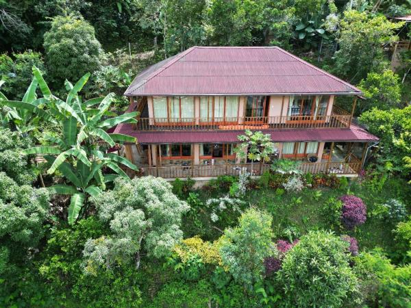 Waranway Lodge Huayopata, Buchen Sie  Hotels in Quillabamba mit Parkplatz, Parkplätze