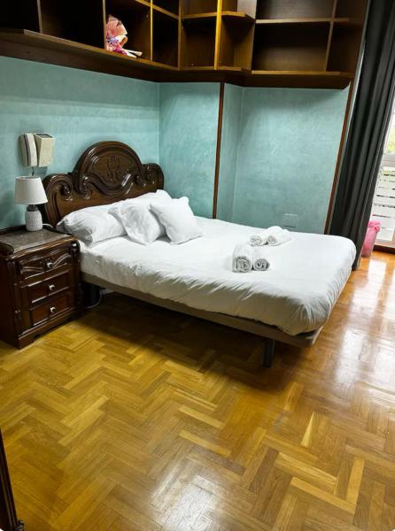 Habitación Centro de Oviedo, Buchen Sie  Oviedo Asturien