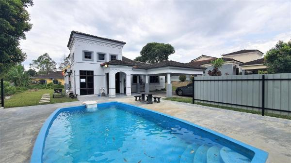 Lunar Villa AFamosa Resort by Holiday Pool Villa, Prenota  Kampong Ulu Pegoh Malacca