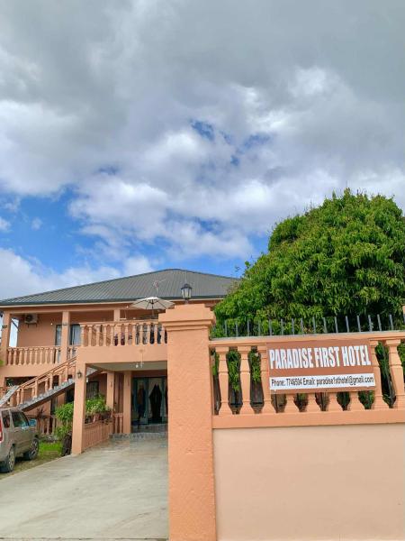 Paradise First Hotel, Reserva ahora Hotel Hoteles en Nukualofa con aparcamiento, Aparcamiento