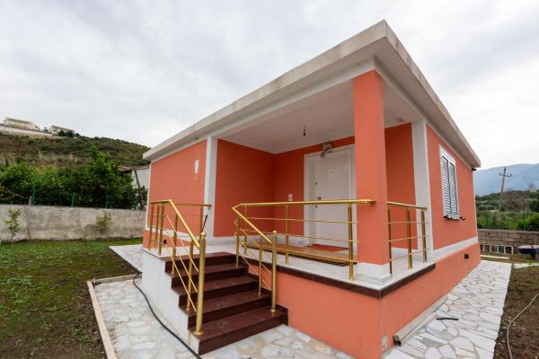 Villa Buganville, Buchen Sie  Hotels in Qark Vlora mit Parkplatz, Parkplätze