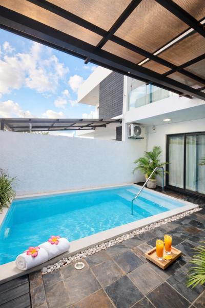Villa Azure Flic-en-Flac 5 min de la plage, Prenota  Hotel a Mauritius Costa Ovest con piscina, Piscina