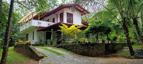 Sanduhan Villa, Prenota  Warakapola Kegalle District