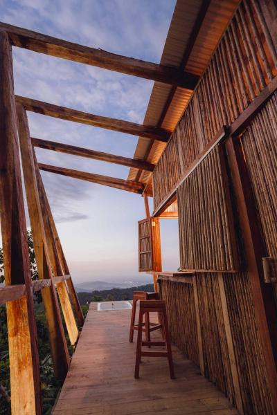 BAJO EL CIELO Glamping MINCA, Réserver Camping Terrains de Camping à Magdalena, Camping