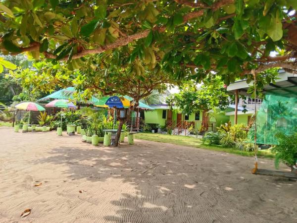 Mac beach campsite resort, Prenota  Busuanga Palawan