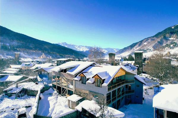 Hotel Maria, Reserva ahora  Hoteles en Samegrelo Zemo-Svaneti con aparcamiento, Aparcamiento