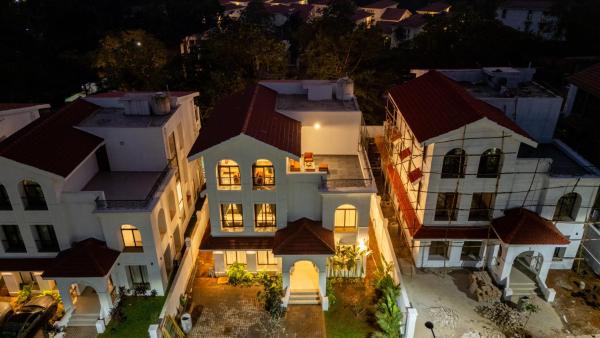ELIVAAS Villa Paraiso 4 BHK with Pool & Bar, Prenota  Camorlim Goa