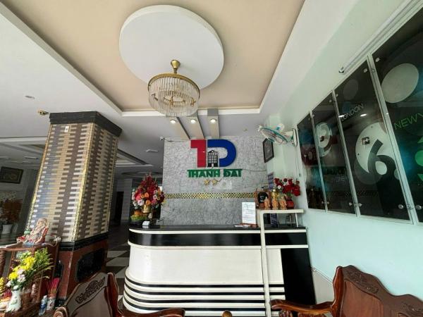Thành Đạt Hotel Bạc Liêu, Buchen Sie Hotel Hotels in Mekongdelta mit Parkplatz, Parkplätze