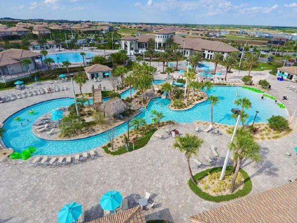 Brand New 5 Br 5 bth Pet Friendly Villa with private spa pool 336, Réserver  Hôtels SPA à Floride, SPA