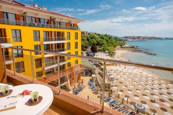 Apartment complex Mirage of Nessebar, Prenota Appartamento Hotel a Distretto di Burgas con piscina, Piscina