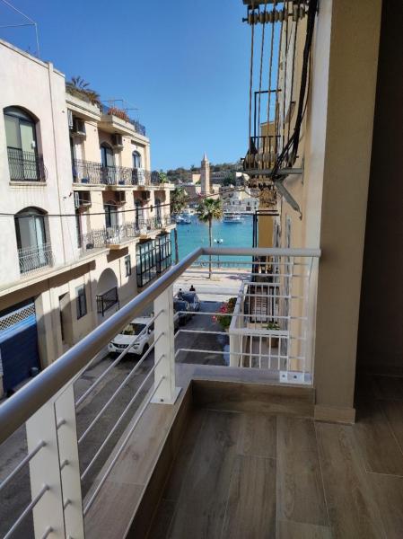 Il-Girna- Modern Seaside Accommodation, Réserver  Hôtels pas chers à Marsaskala