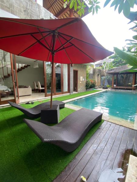 Wisata Villa Canggu, Buchen Sie  Hotels mit Pool in Badung, Schwimmbad