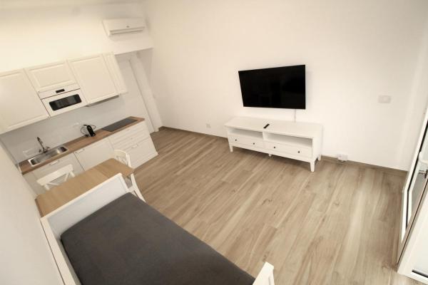 Logical apartments 1 via p rossi 19 milano, Buchen Sie Ferienwohnung Mailand Lombardei