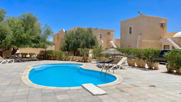 Villa Houmet Souk, Prenota  Hotel con piscina a Djerba Ajim, Piscina