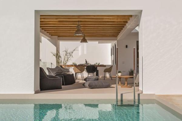 Casa Olea Villa, Prenota  Piso Livadi Paro