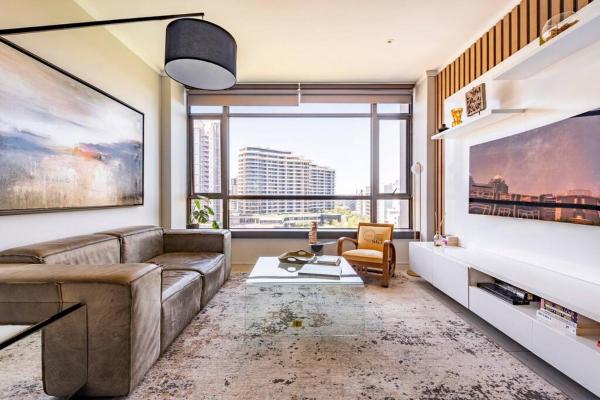 Contemporary unit in the Heart of the Sandton city, Buchen Sie  Sandton 