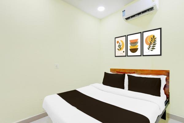 Super Hotel O SHREE SRINIVASA HOTEL, Réserver  Hyderabad 