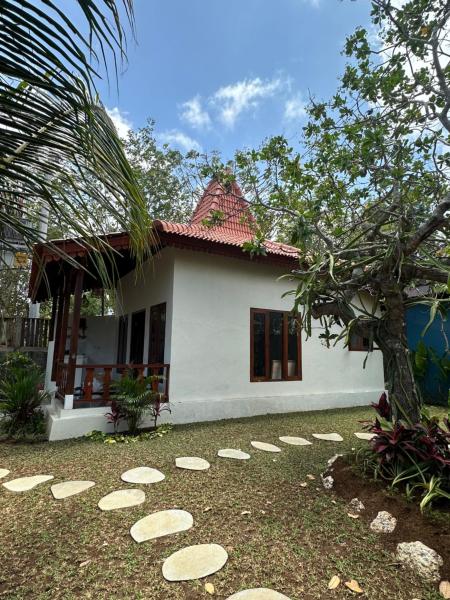 Villa Nago Uluwatu 6 & 7, Book  Bali Hotels with a Parking, Parking