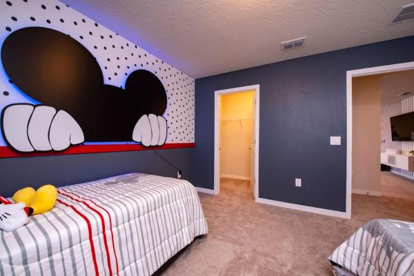 Amazing 7BD Home Game Room Pool and Spa near Disney, Prenota  Hotel SPA a Florida, SPA