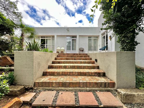 Neema House and Spa, Prenota  Frankfort Free State