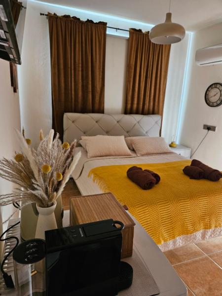 Emmelia Rooms - Paphos, Prenota  Paphos Paphos
