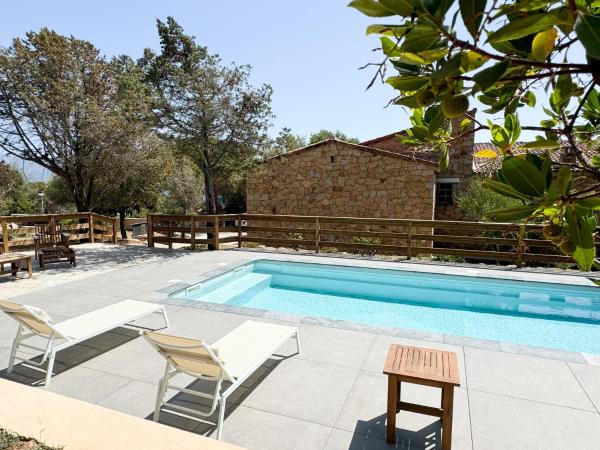 Villa NAOMI piscine chauffée à 100m de la plage, Réserver  Olmeto Golfe de Valinco