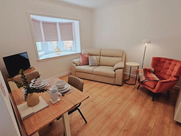 Cosy Court Apartment In Tettenhall Village - Sleeps 4, Réserver Appartement Tettenhall Midlands de l'Ouest