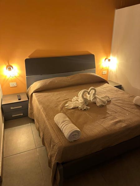 Nathouse, Book  Hotels in Sicily with Parking, Parking