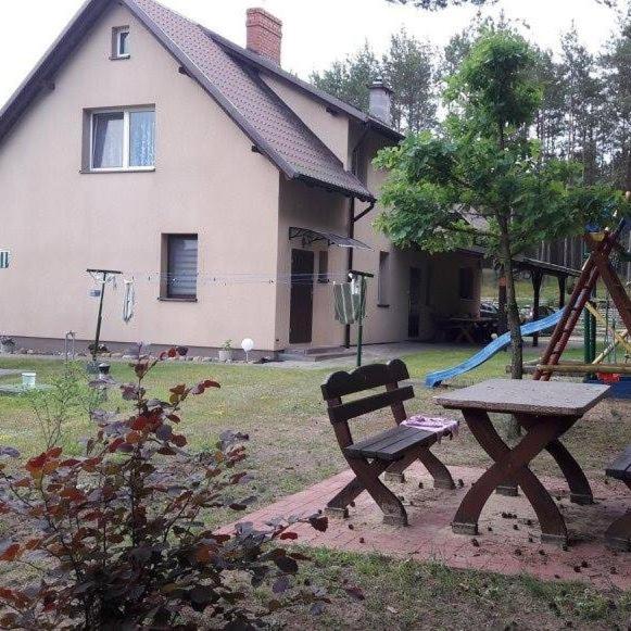 Agroturystyka Nad Jeziorem Klocek w Borach Tucholskich, Buchen Sie  Hotels in Klocek mit Pool, Schwimmbad
