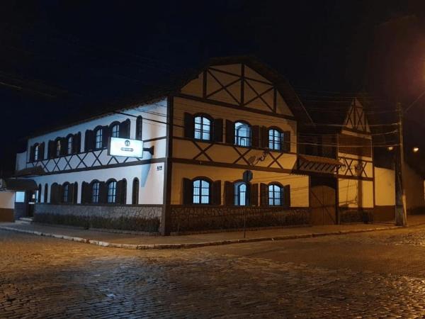 Casa Blanca Pousada Hotel, Réserver  São Lourenço Minas Gerais